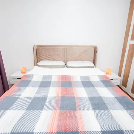 Apartment Zarka *